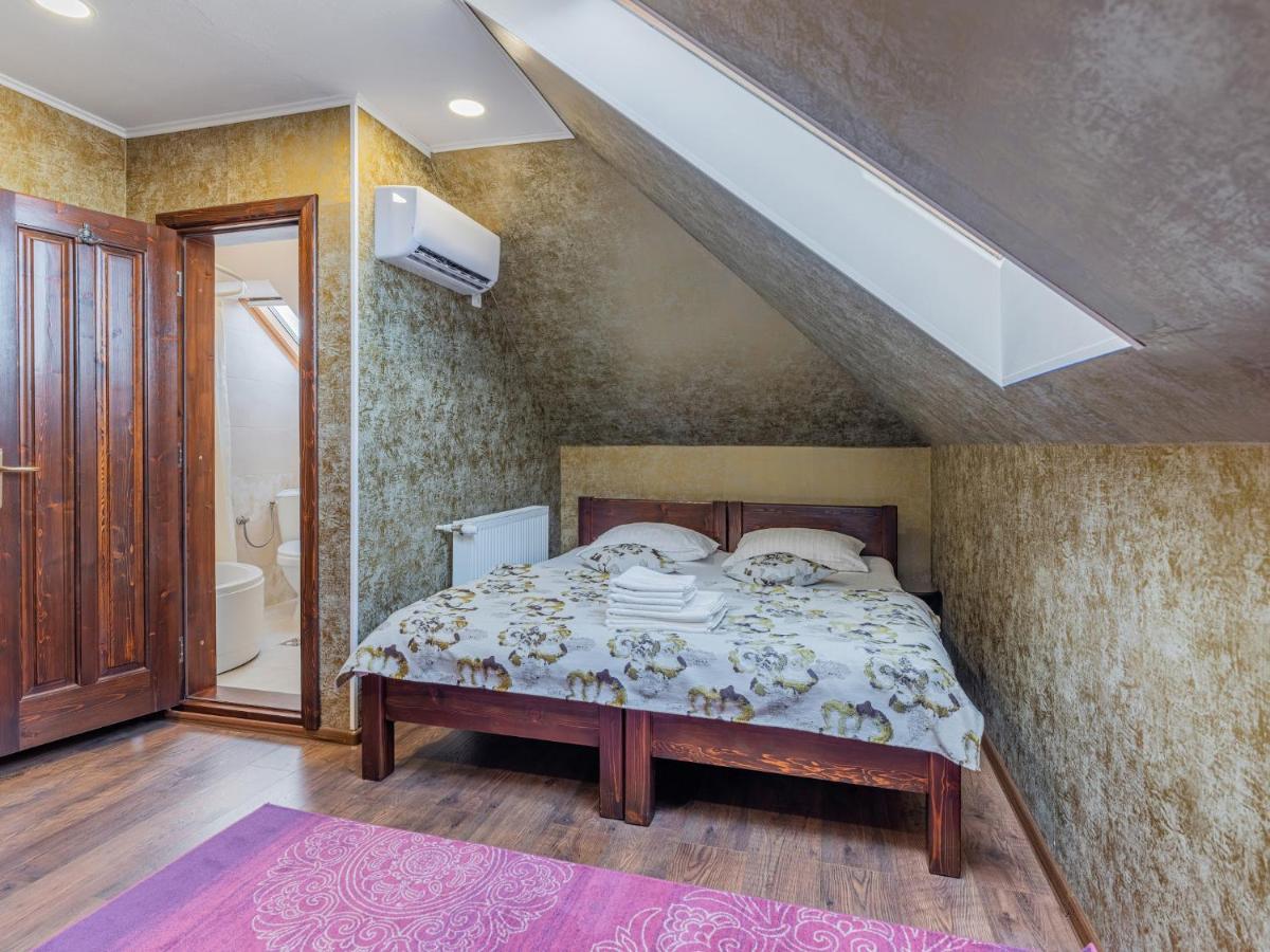 Casa Saraste Ξενοδοχείο Rîşnov Εξωτερικό φωτογραφία
