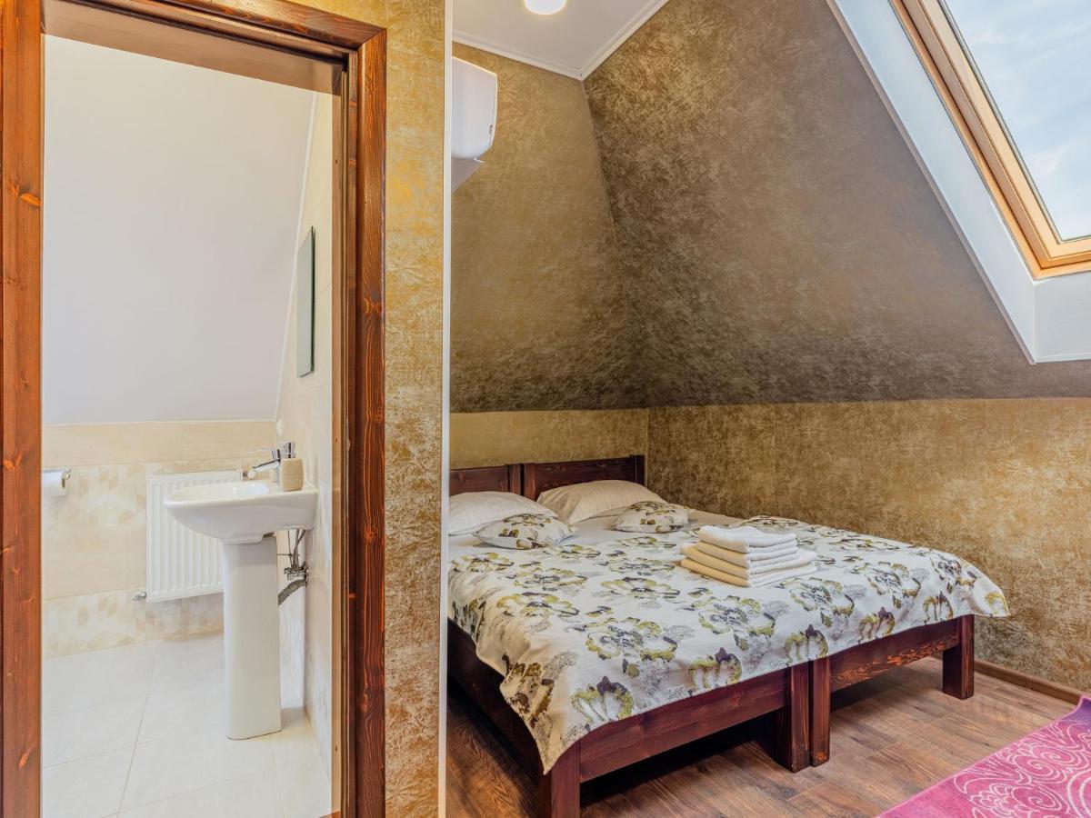 Casa Saraste Ξενοδοχείο Rîşnov Εξωτερικό φωτογραφία