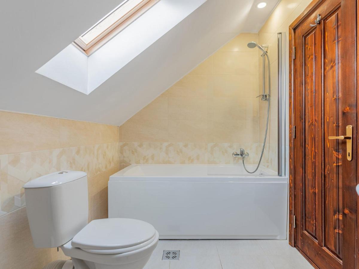 Casa Saraste Ξενοδοχείο Rîşnov Εξωτερικό φωτογραφία